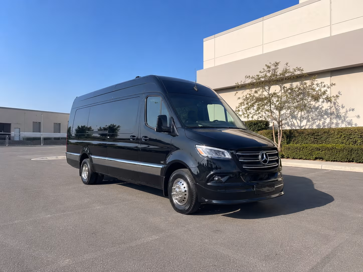 find the perfect transportation for your next corporate event 1