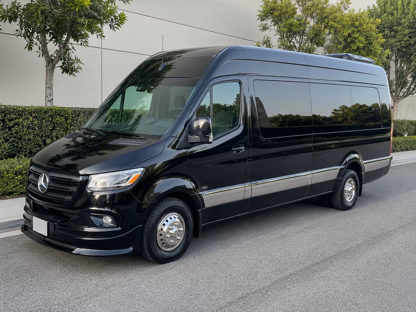 find the perfect transportation for your next wedding 1